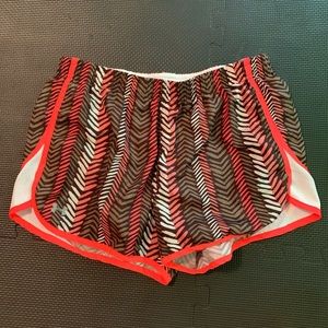 Under Armour Medium Shorts